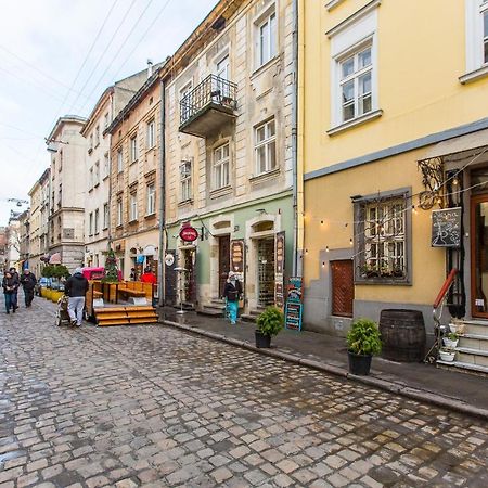 Подобово У Львові, На Вулиці Краківській 26 Біля Добробуту Центр Exterior photo